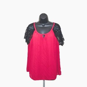 NWOT Torrid Pink/Purple Top w/Lace Short Sleeves